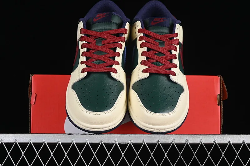 All Categories Nk SB Dunk Series Nk SB Dunk Low Low-top sneakers K version Nk SB Dunk Low "Gorge Green" SB low-top casual sneakers FV8106-361